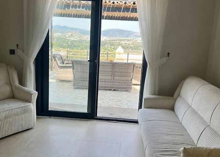 Duplex In Bitez Opposite Aktur Near The Sea Willa *