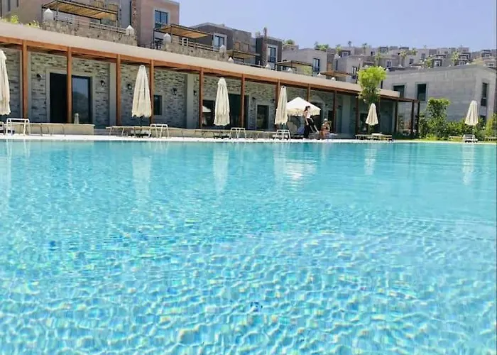 Villa Duplex In Bitez Opposite Aktur Near The Sea Bodrum