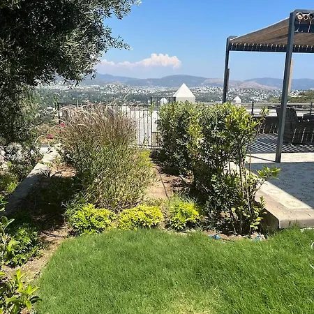 Duplex In Bitez Opposite Aktur Near The Sea Vila *